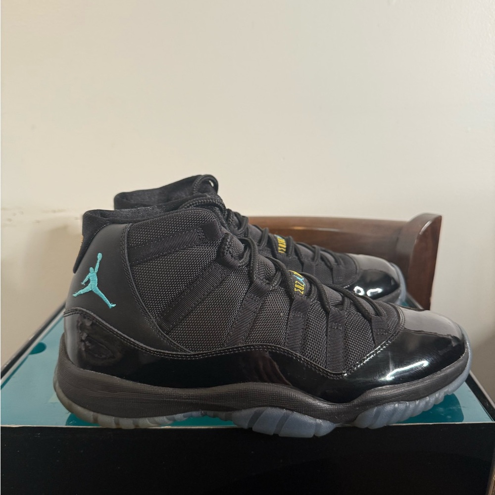 JORDAN 11 RETRO 'GAMMA BLUE'